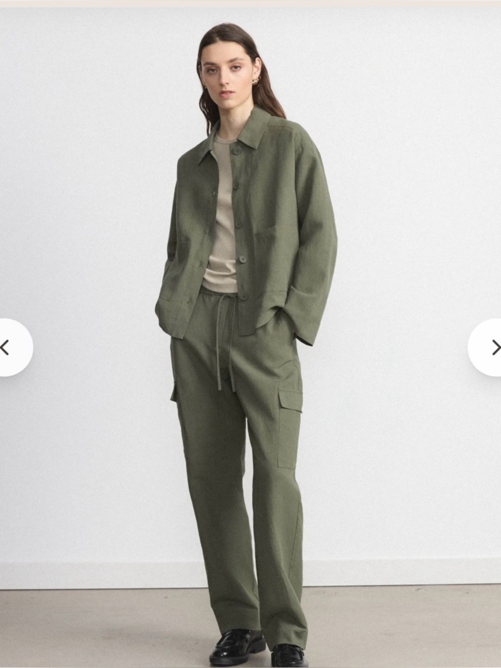 Frank and Oak Jane cargo pants in size 6